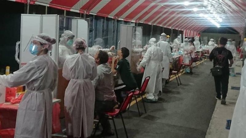 台湾电子大厂群体染疫让晶片供应链绷紧神经